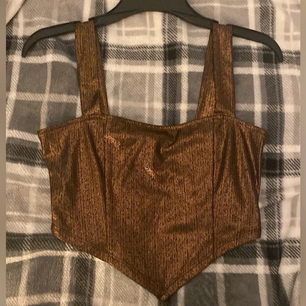 Forever 21 Top - Picture 1 of 2